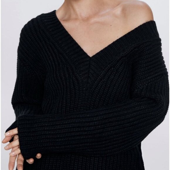 NEW! Zara Oversized Chunky Knit V Neck  Sweater Black SZ S - Picture 2 of 14